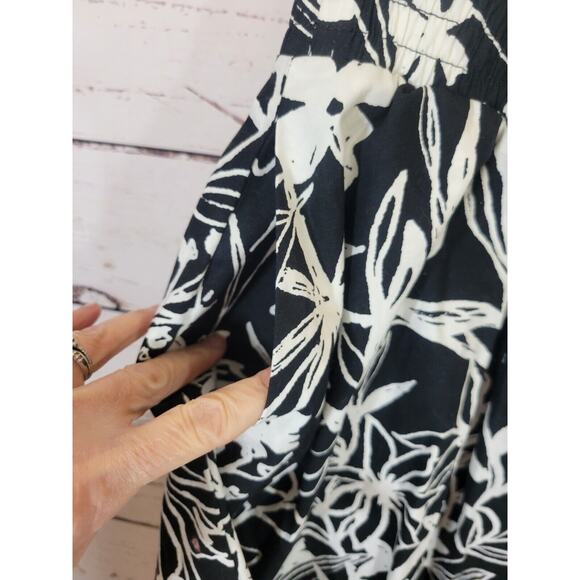 NWT Cynthia Rowley Black Floral Print Casual A-Line Skirt Women's Size Large - Picture 8 of 9